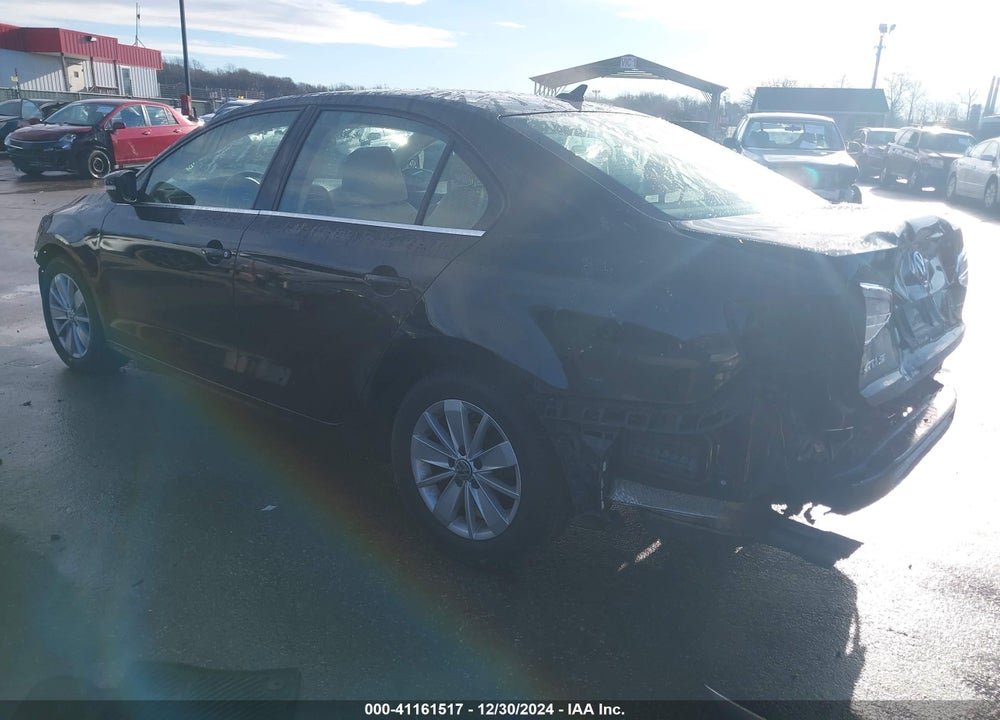 2015 VOLKSWAGEN JETTA 2.0L TDI SE VIN: 3VWLA7AJ7FM342638