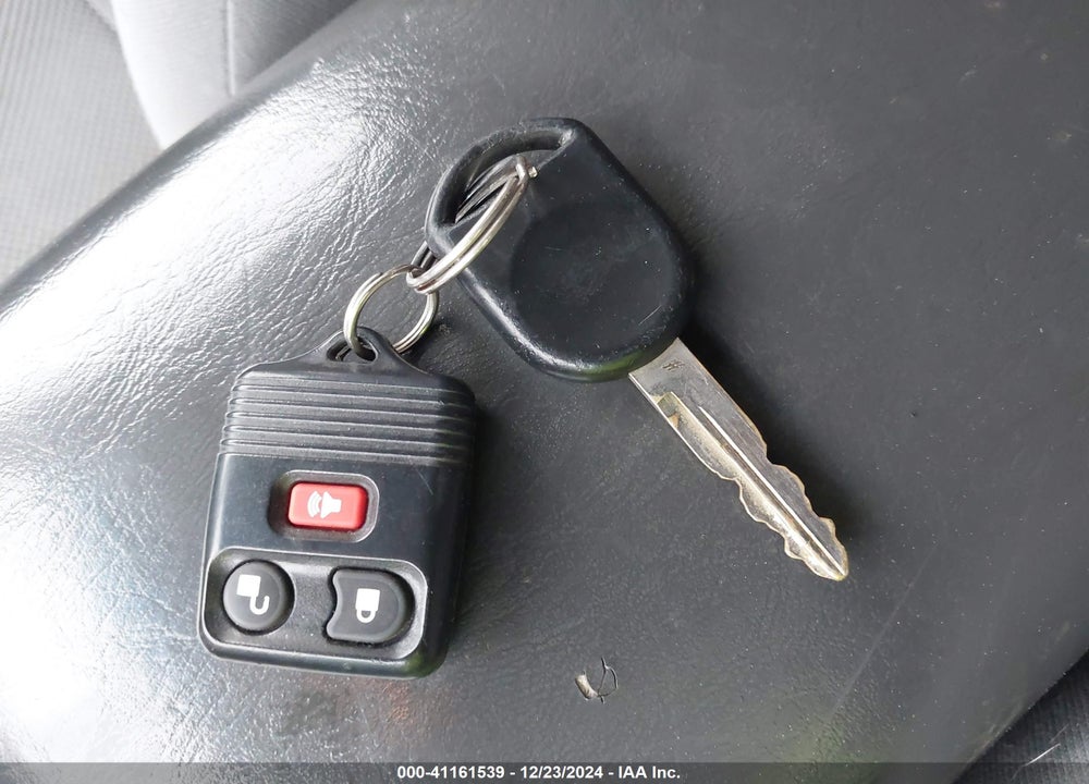 2006 FORD ESCAPE XLT/XLT SPORT VIN: 1FMYU03186KA84573