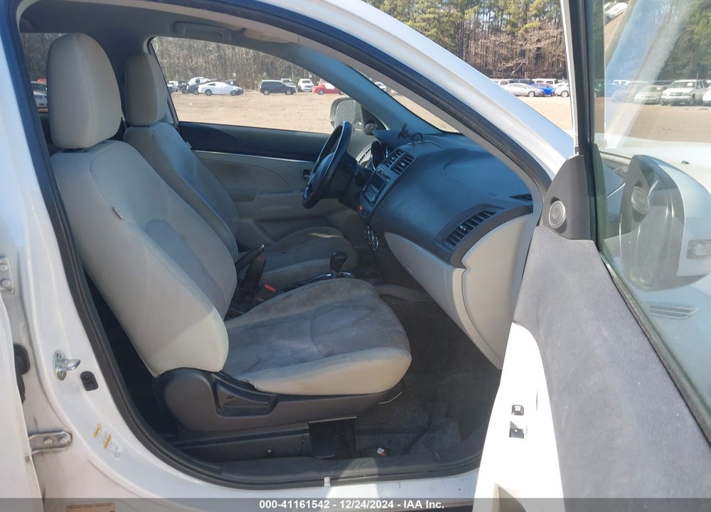 2017 MITSUBISHI OUTLANDER SPORT VIN: JA4AP3AU6HZ002033