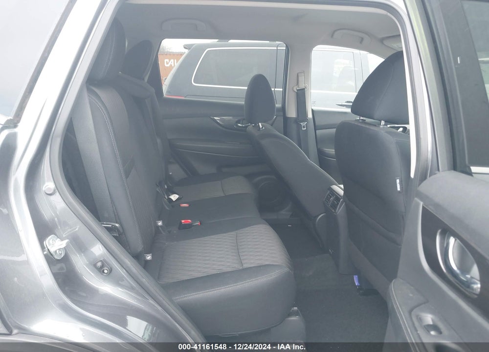 2019 NISSAN ROGUE S VIN: 5N1AT2MV0KC740884
