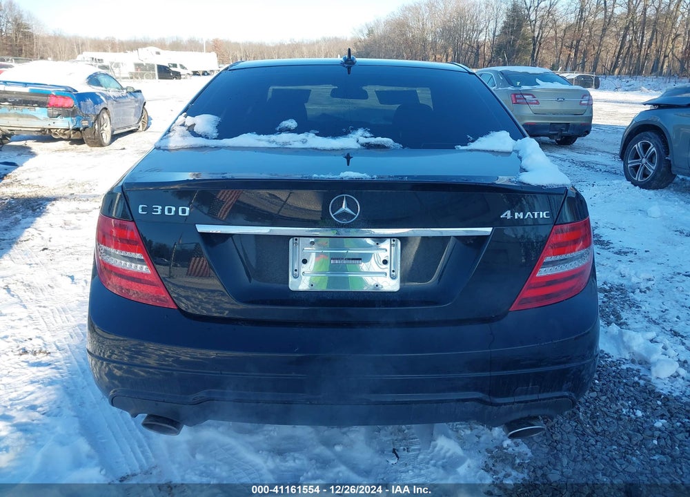 2013 MERCEDES-BENZ C 300 LUXURY 4MATIC/SPORT 4MATIC VIN: WDDGF8AB6DR285127