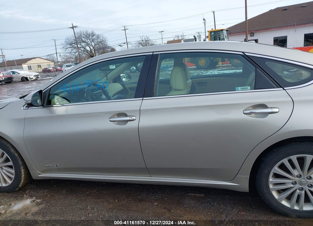 2013 TOYOTA AVALON HYBRID XLE TOURING VIN: 4T1BD1EB2DU010732