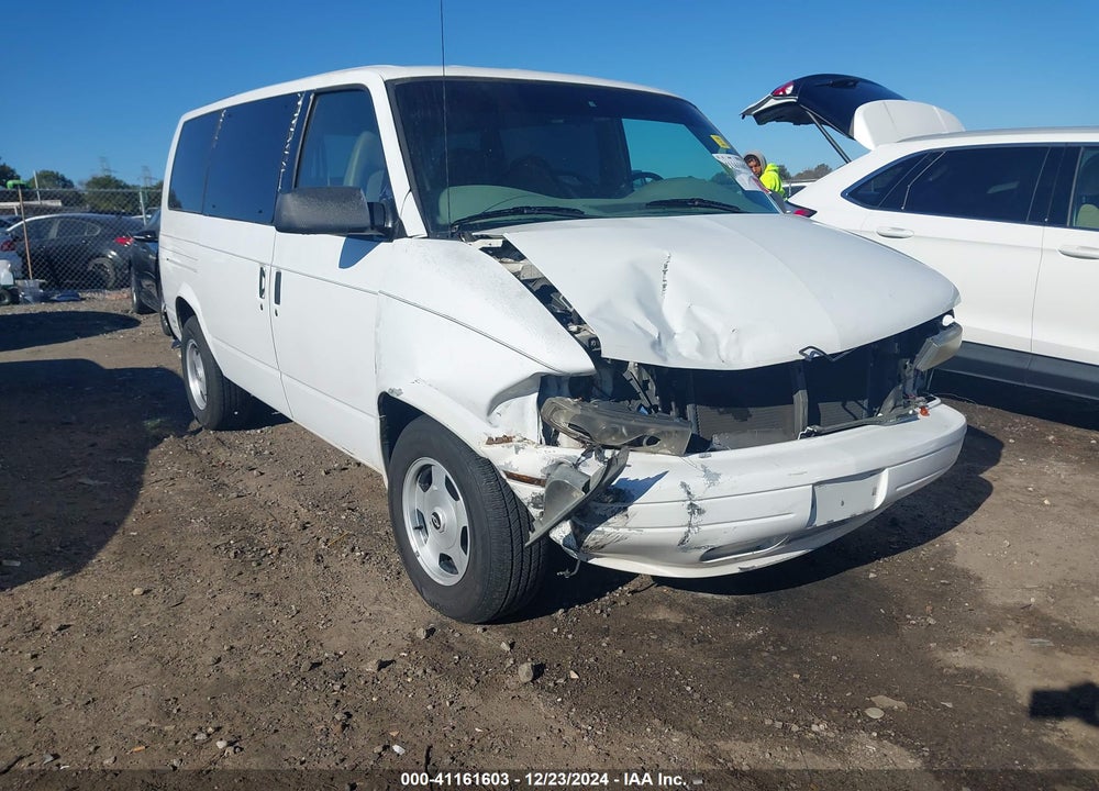 1999 CHEVROLET ASTRO VIN: 1GNDM19W8XB201749