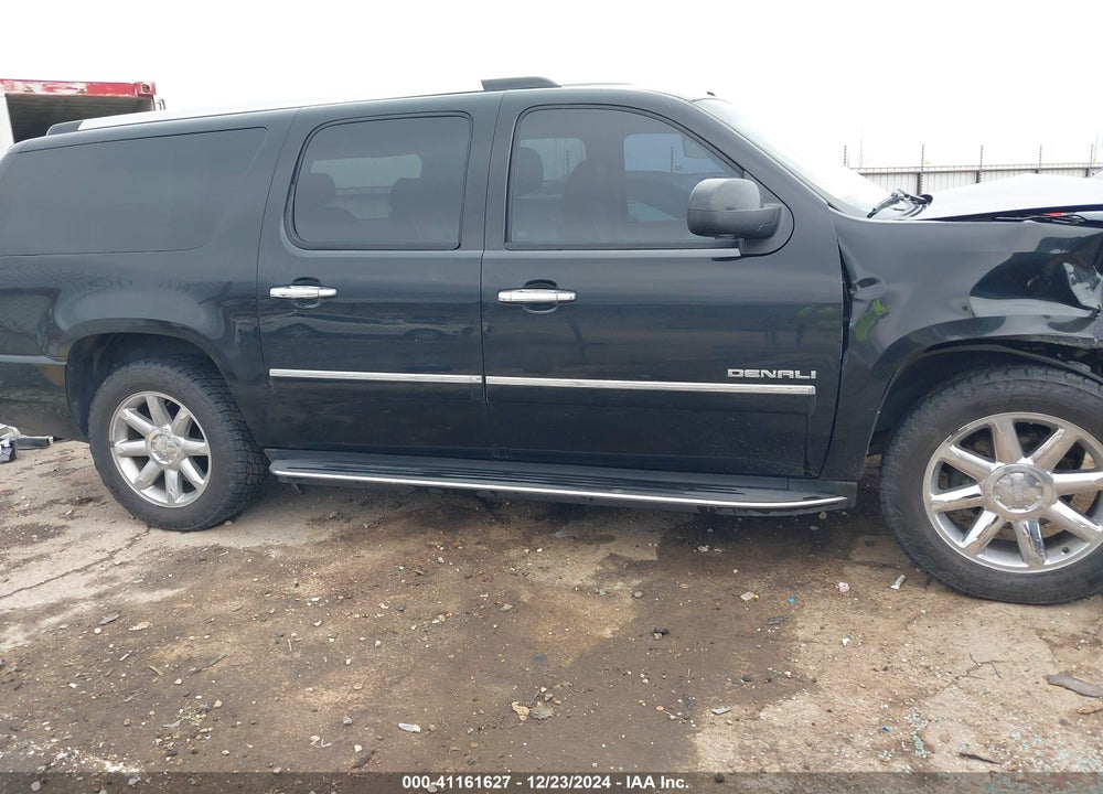2010 GMC YUKON XL 1500 DENALI VIN: 1GKUCMEF0AR194396