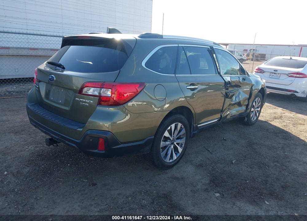 2018 SUBARU OUTBACK VIN: 4S4BSETC5J3338592