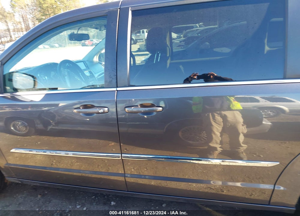 2015 CHRYSLER TOWN & COUNTRY TOURING VIN: 2C4RC1BG3FR609371