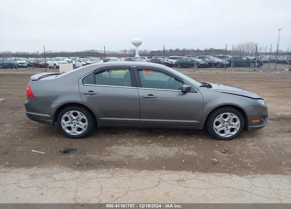 2010 FORD FUSION VIN: 3FAHP0HA7AR281510