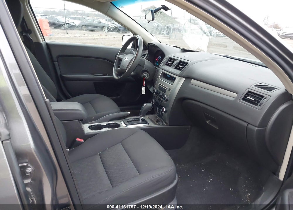 2010 FORD FUSION VIN: 3FAHP0HA7AR281510