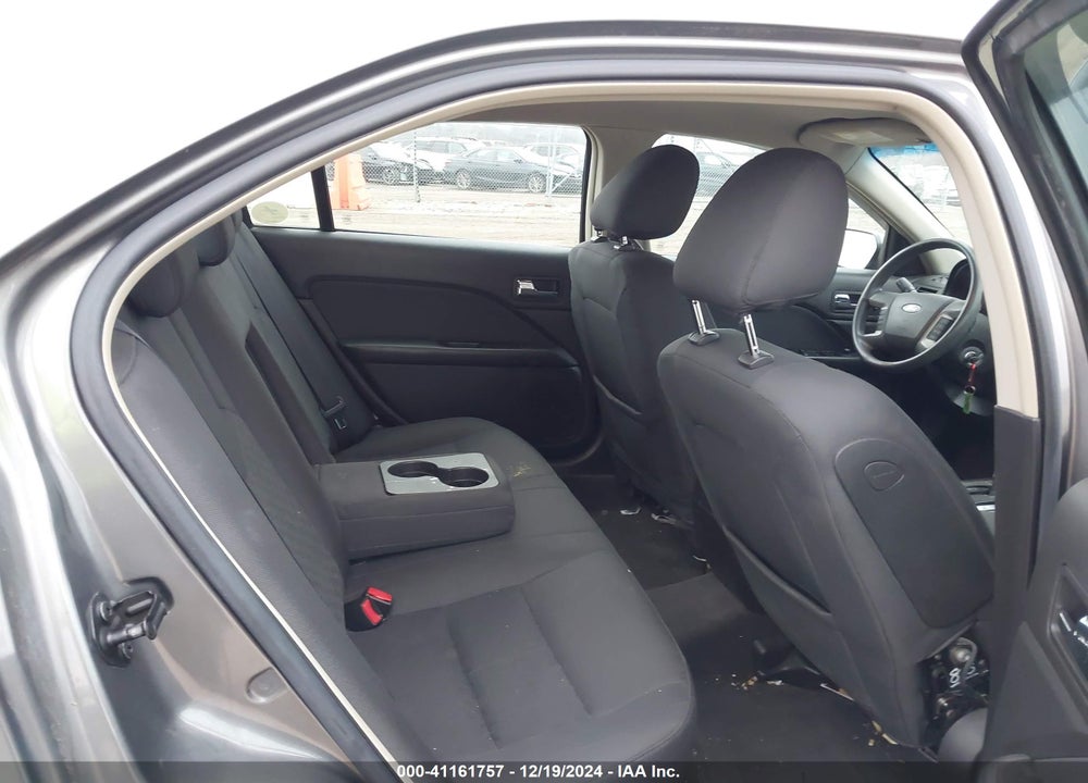 2010 FORD FUSION VIN: 3FAHP0HA7AR281510