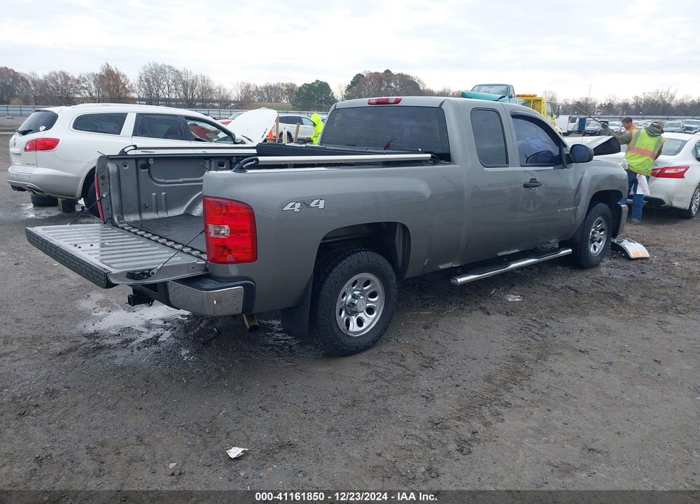 2008 CHEVROLET SILVERADO VIN: 2GCEK19J381203045