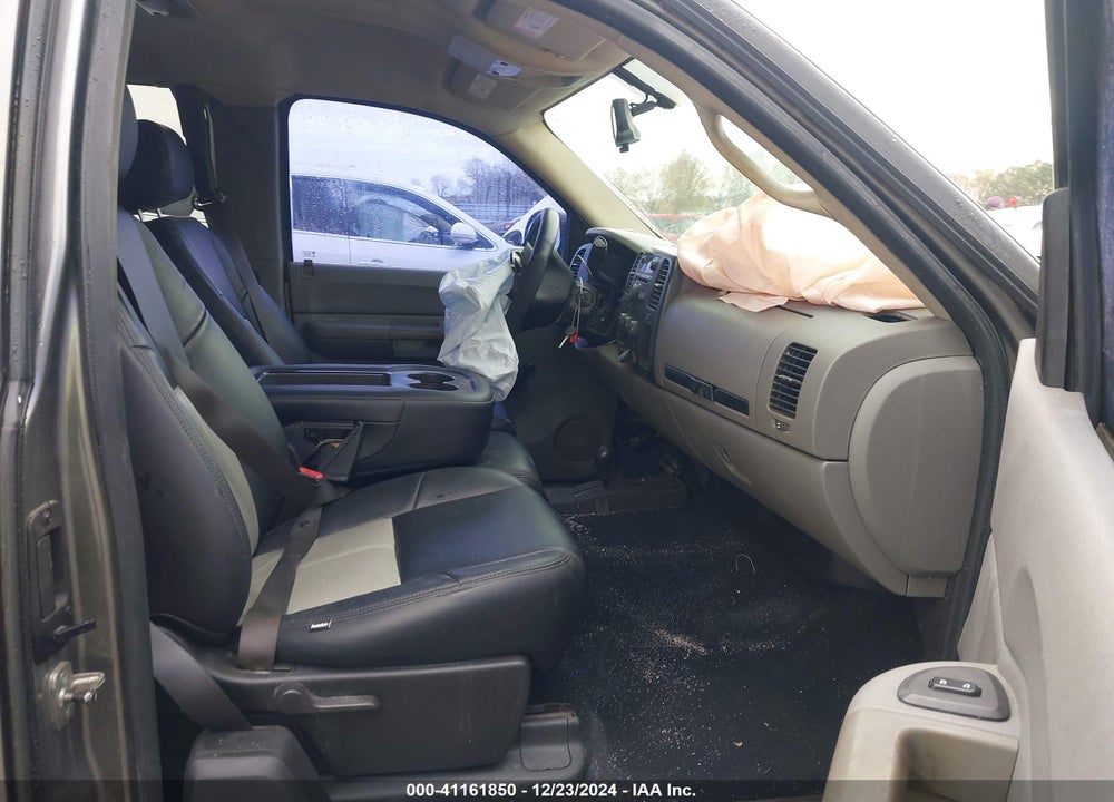 2008 CHEVROLET SILVERADO VIN: 2GCEK19J381203045