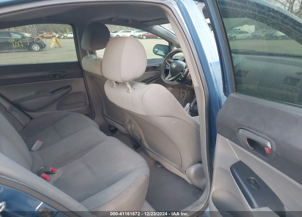 2010 HONDA CIVIC VIN: 19XFA1F32AE041253