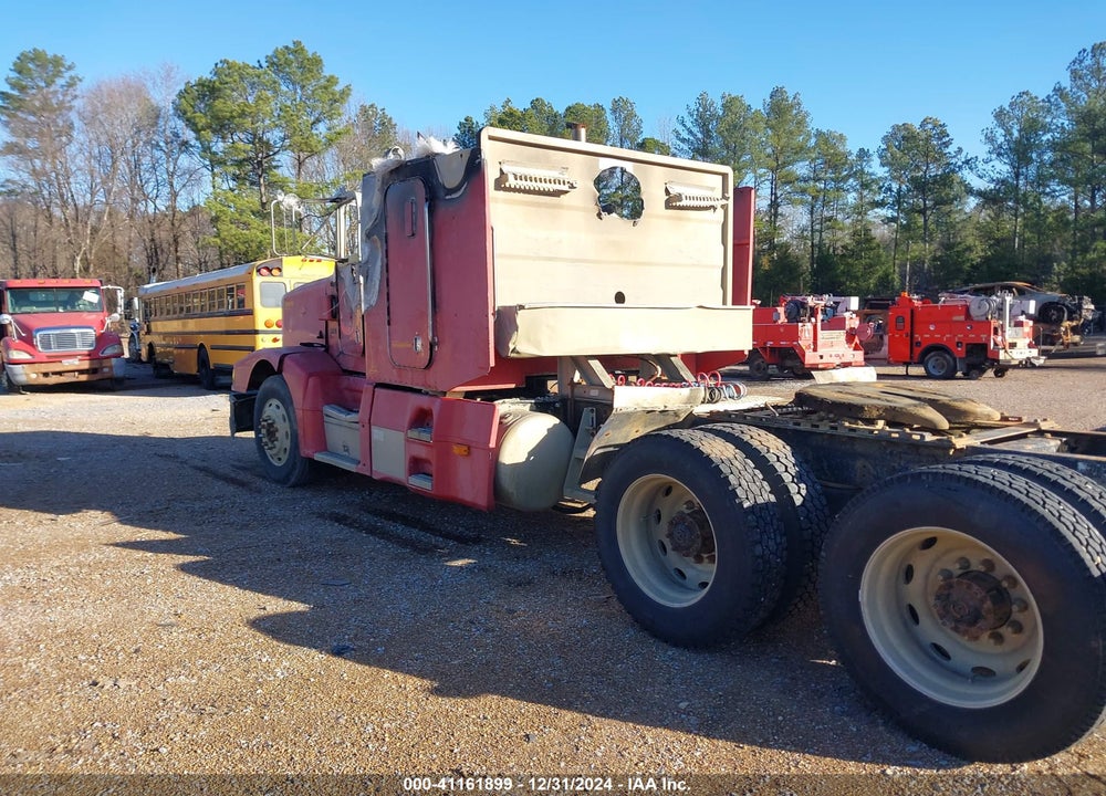 1992 PETERBILT 377 VIN: 1XPCDR9X7NN312783