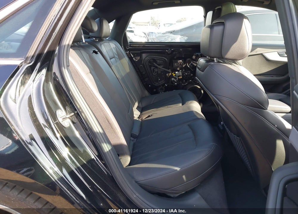 2018 AUDI A4 2.0T PREMIUM/2.0T TECH PREMIUM VIN: WAUENAF48JA060298