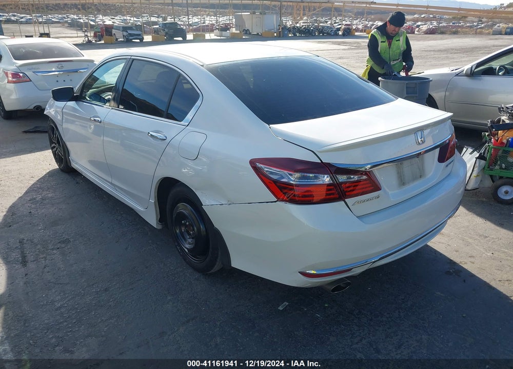 2017 HONDA ACCORD VIN: 1HGCR2F67HA073397