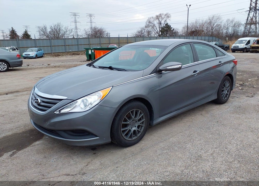 2014 HYUNDAI SONATA GLS VIN: 5NPEB4AC9EH923152