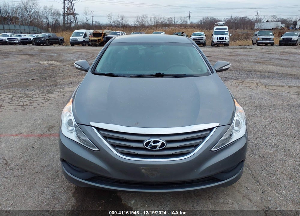 2014 HYUNDAI SONATA GLS VIN: 5NPEB4AC9EH923152