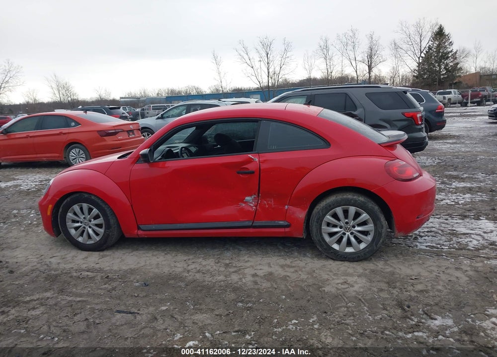 2017 VOLKSWAGEN BEETLE VIN: 3VWF17AT6HM623072