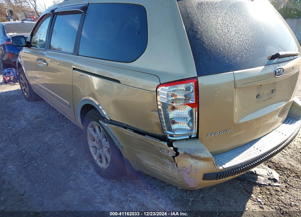 2009 KIA SEDONA LX VIN: KNDMB233596308918