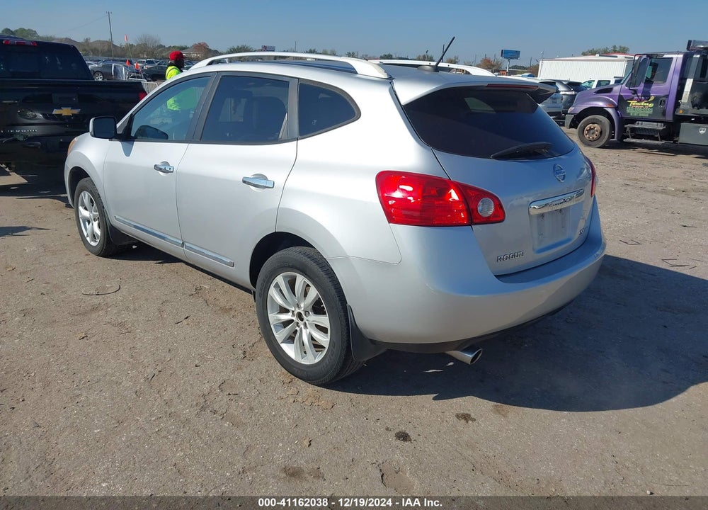 2011 NISSAN ROGUE SV VIN: JN8AS5MV7BW679979