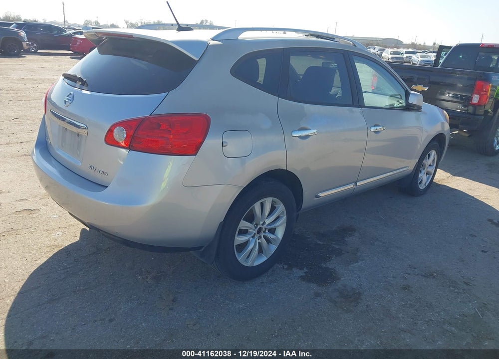 2011 NISSAN ROGUE SV VIN: JN8AS5MV7BW679979