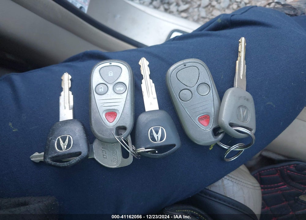 2006 ACURA TL VIN: 19UUA66206A010042