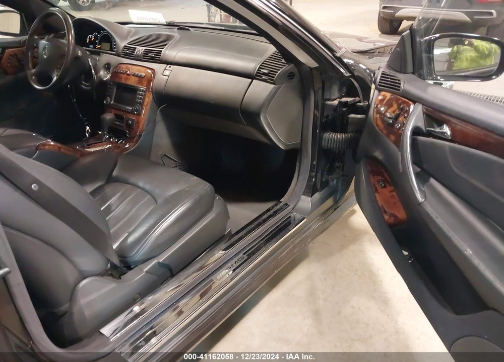2003 MERCEDES-BENZ CL 55 AMG VIN: WDBPJ74J83A037138