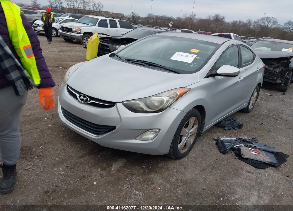 2013 HYUNDAI ELANTRA GLS VIN: KMHDH4AE1DU795520
