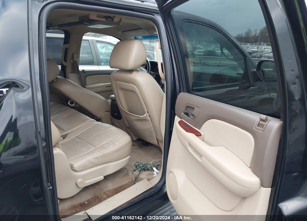2009 CHEVROLET SUBURBAN 1500 LT2 VIN: 1GNFK26329R268369