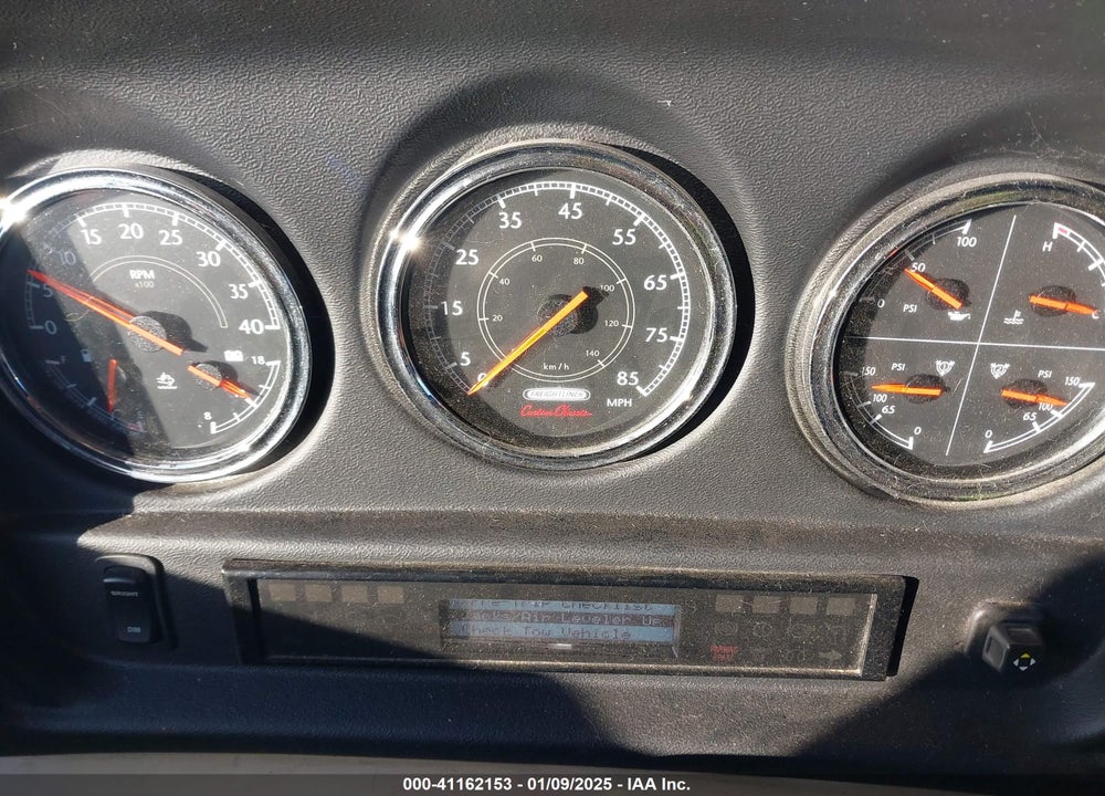 2017 FREIGHTLINER FLEETWOOD DISCOVERY VIN: 4UZACGDT6HCJH9686
