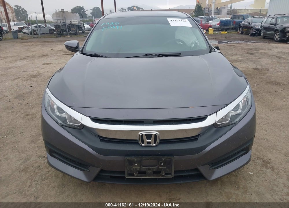 2018 HONDA CIVIC LX VIN: 2HGFC2F55JH565164