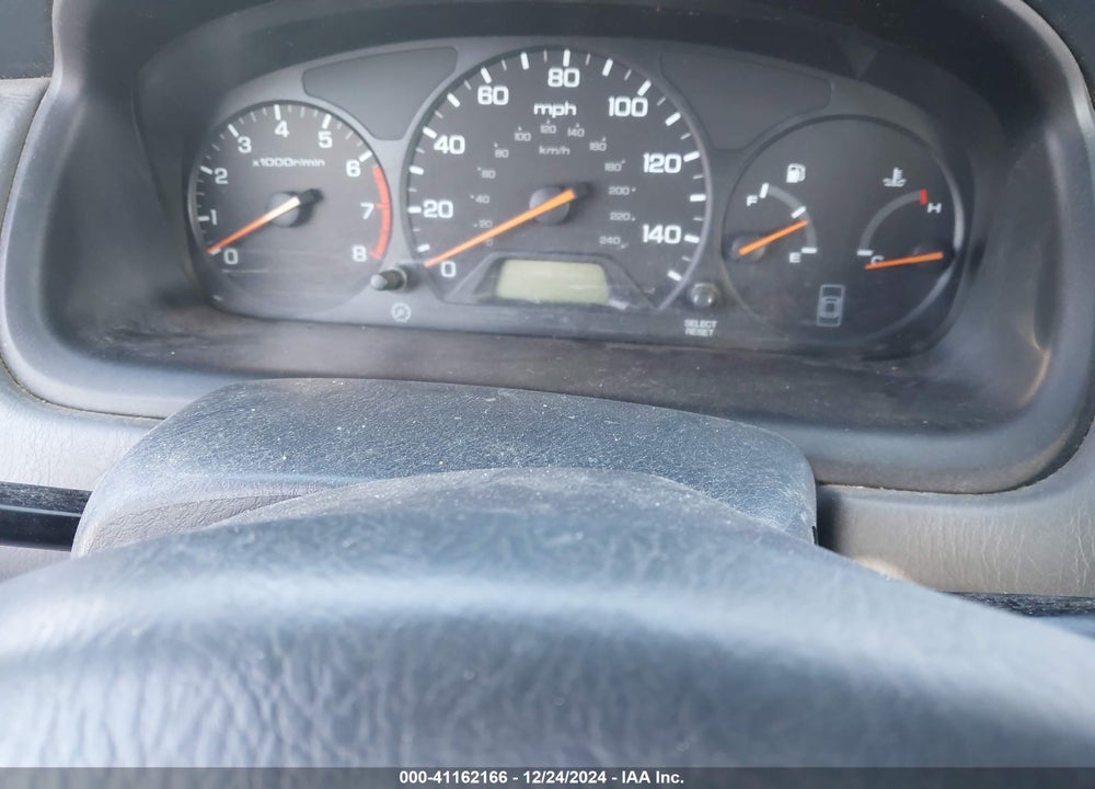 2000 HONDA ACCORD 2.3 LX VIN: JHMCG5542YC041028