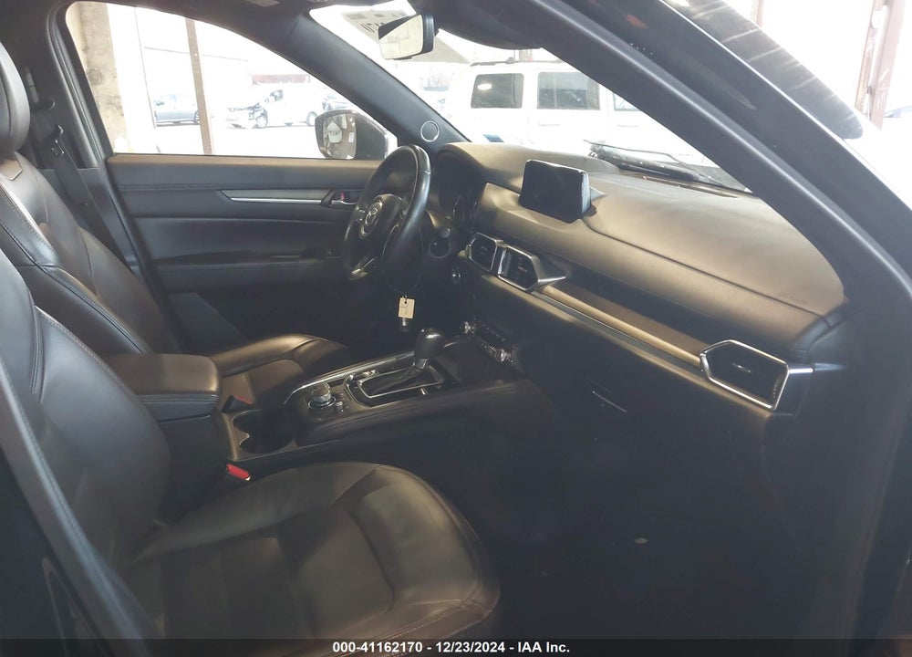 2019 MAZDA CX-5 VIN: JM3KFBEY0K0575677