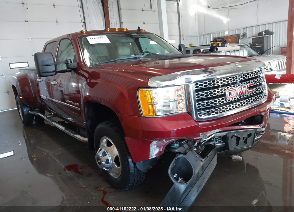 2013 GMC SIERRA 3500HD DENALI VIN: 1GT426C8XDF184639