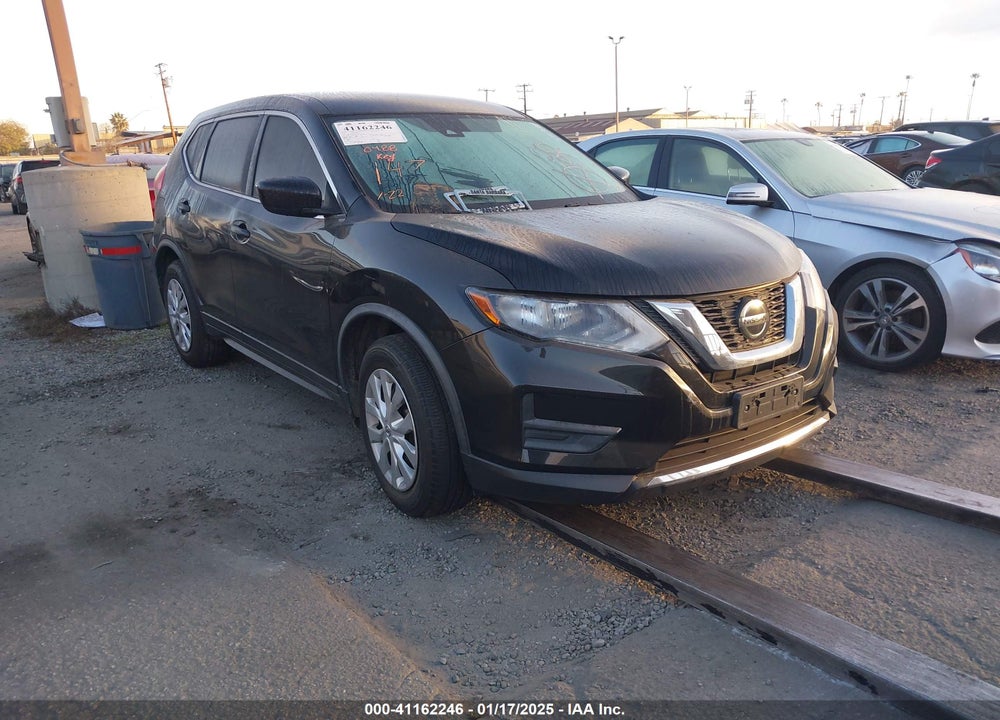 2020 NISSAN ROGUE S FWD VIN: JN8AT2MT8LW000488