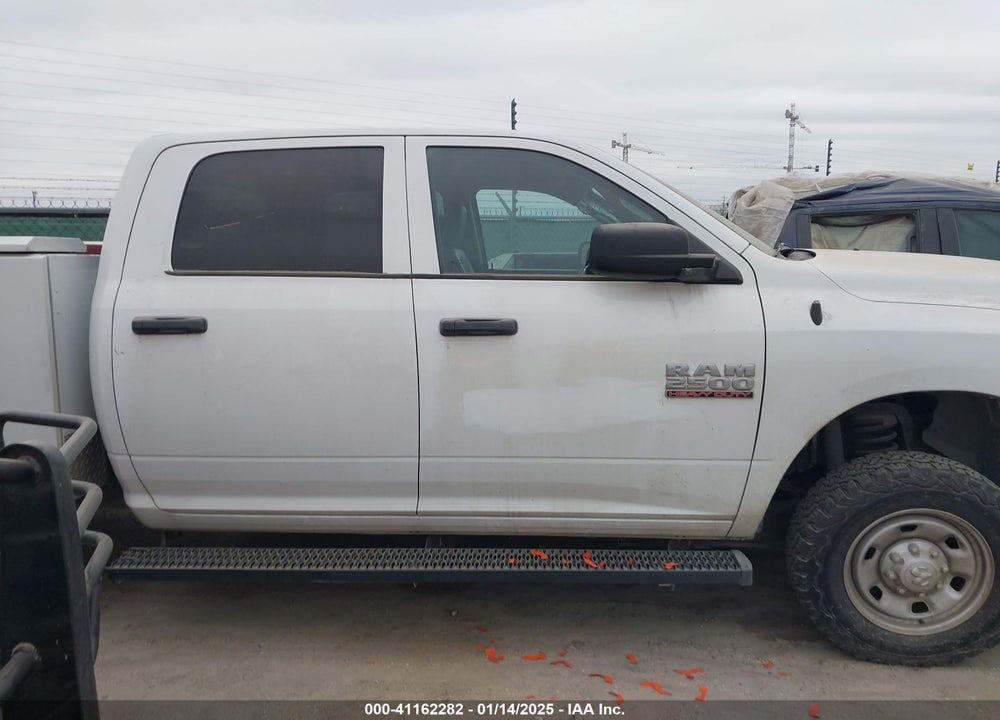 2018 RAM 2500 VIN: 3C6UR5HJ1JG313192