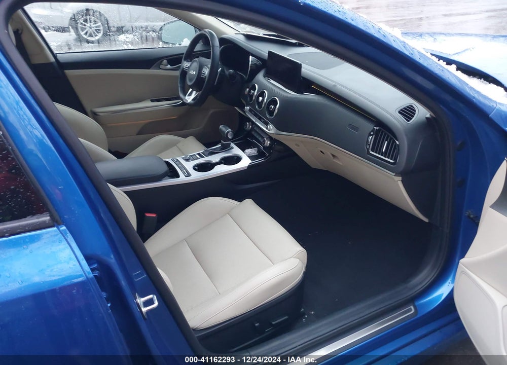 2022 KIA STINGER VIN: KNAE45LCXN6107958
