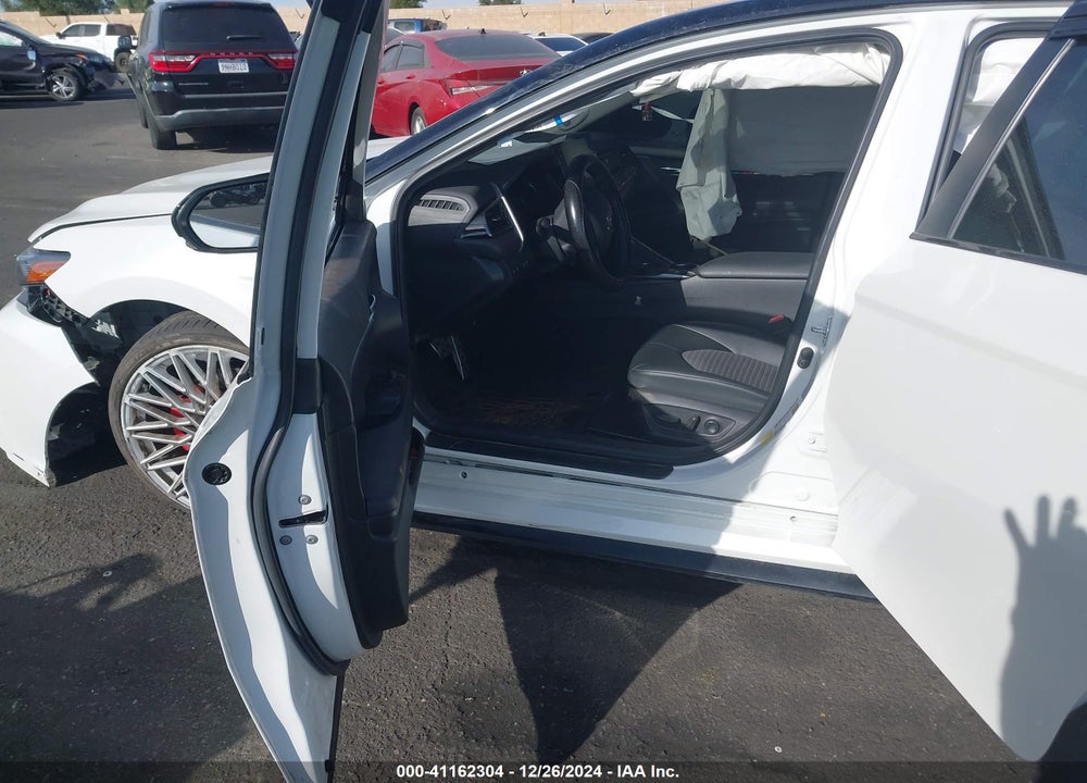 2022 TOYOTA CAMRY VIN: 4T1KZ1AK0NU066192