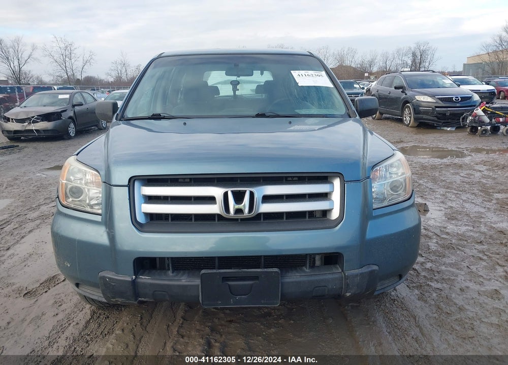 2007 HONDA PILOT LX VIN: 5FNYF28157B037809