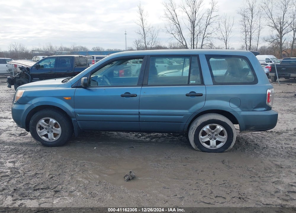 2007 HONDA PILOT LX VIN: 5FNYF28157B037809
