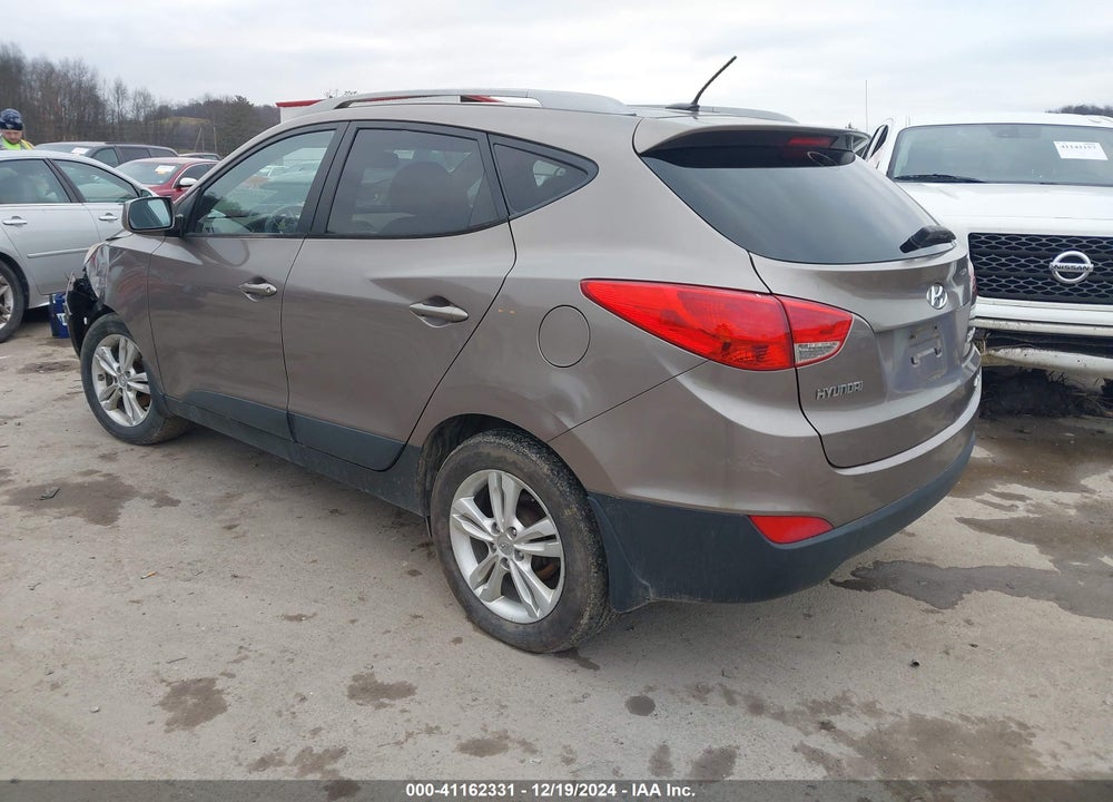 2011 HYUNDAI TUCSON GLS VIN: KM8JUCAC4BU297770