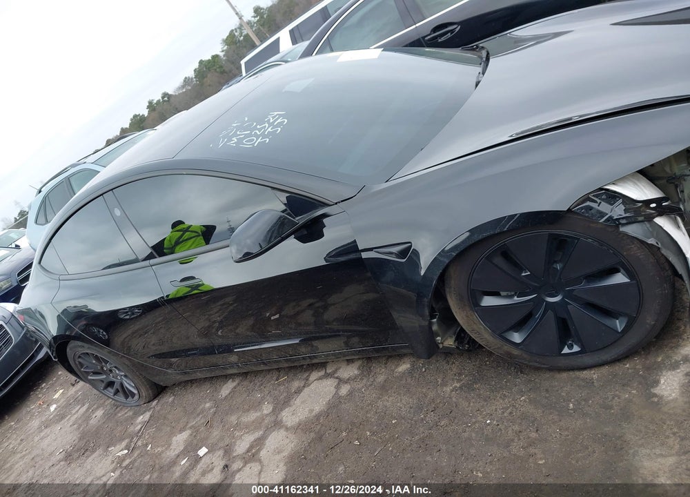 2024 TESLA MODEL 3 REAR-WHEEL DRIVE VIN: 5YJ3E1EA8RF732543