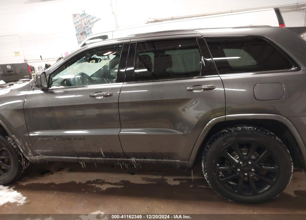 2018 JEEP GRAND CHEROKEE ALTITUDE 4X4 VIN: 1C4RJFAG3JC487214