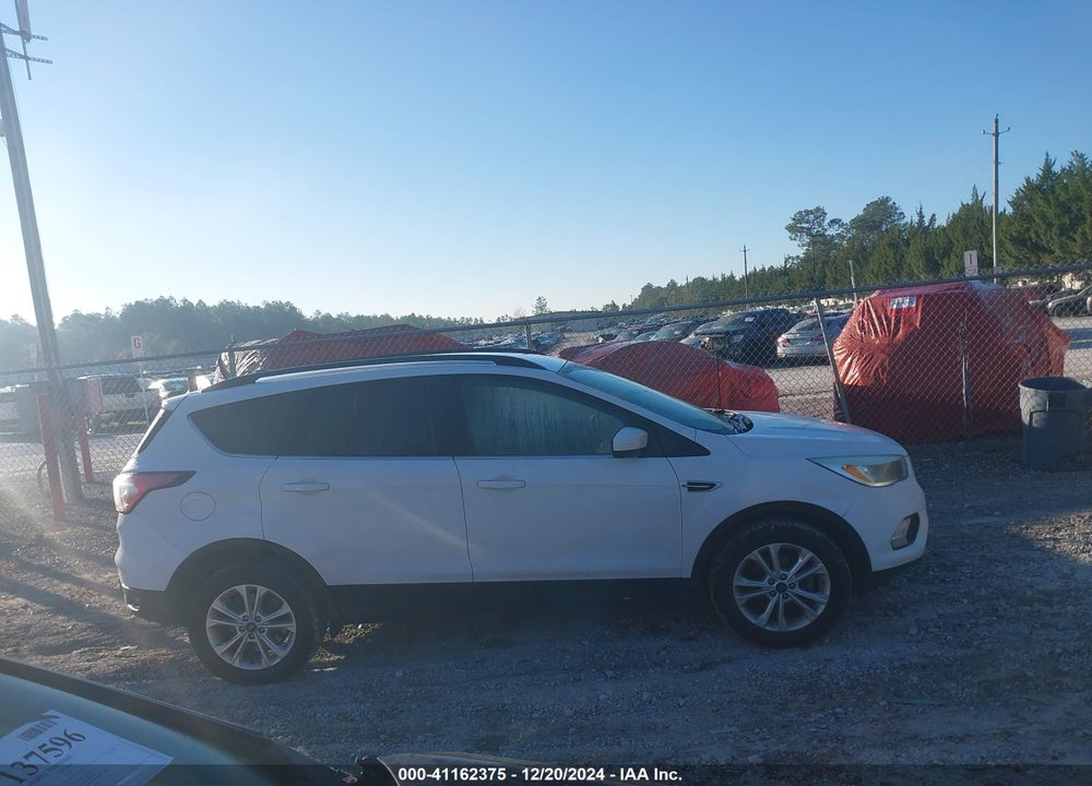 2018 FORD ESCAPE SE VIN: 1FMCU0GDXJUA92508