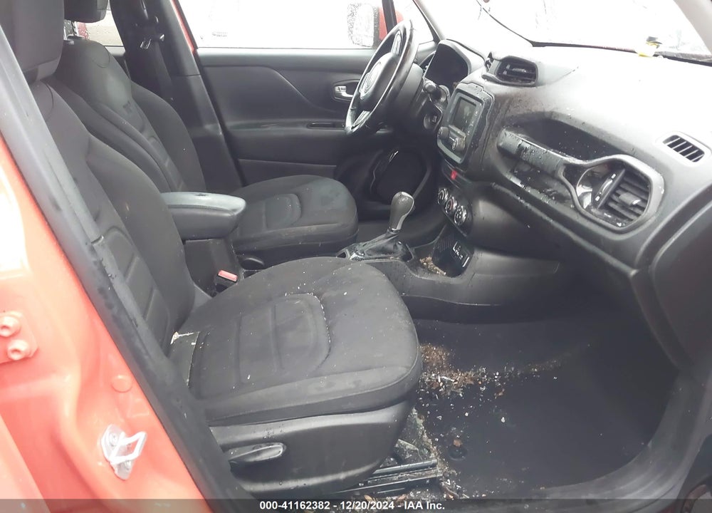 2017 JEEP RENEGADE ALTITUDE FWD VIN: ZACCJABB1HPF70447