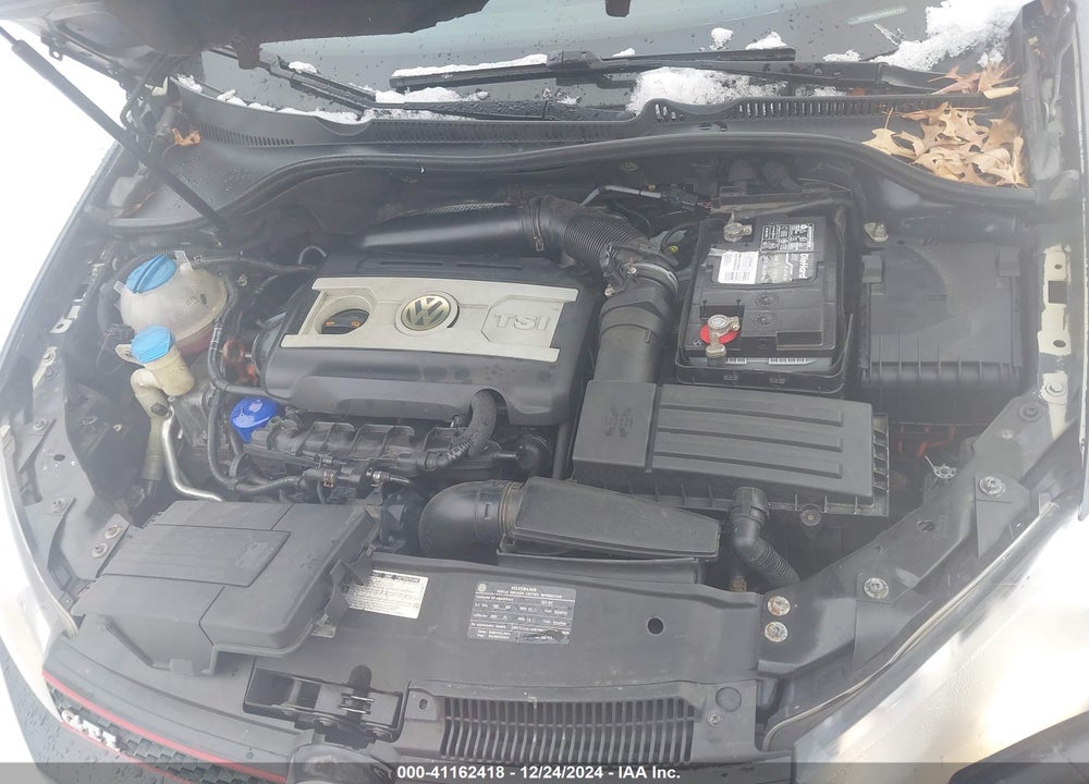 2011 VOLKSWAGEN GTI VIN: WVWHD7AJ5BW274253