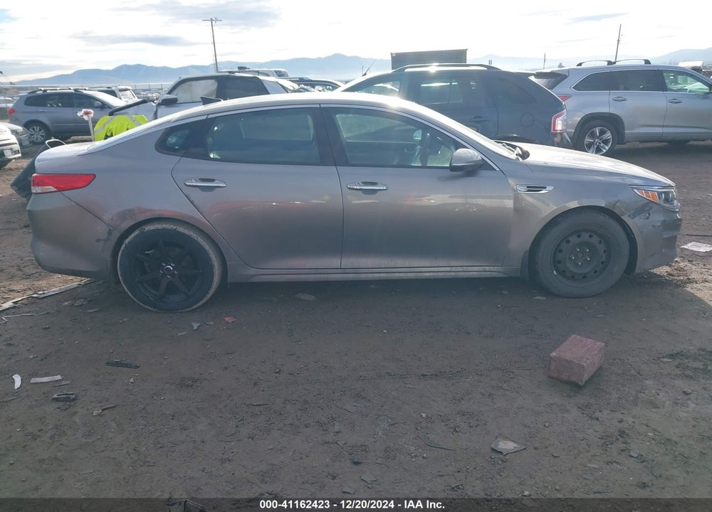 2016 KIA OPTIMA VIN: 5XXGU4L38GG091219