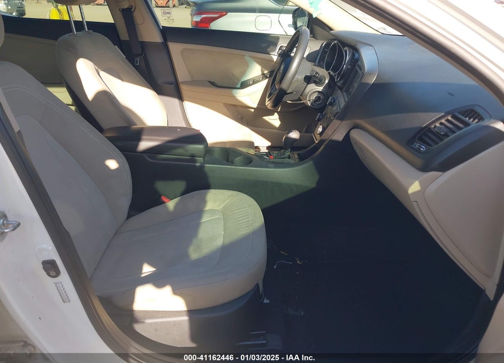 2011 KIA OPTIMA LX VIN: KNAGM4A71B5193882