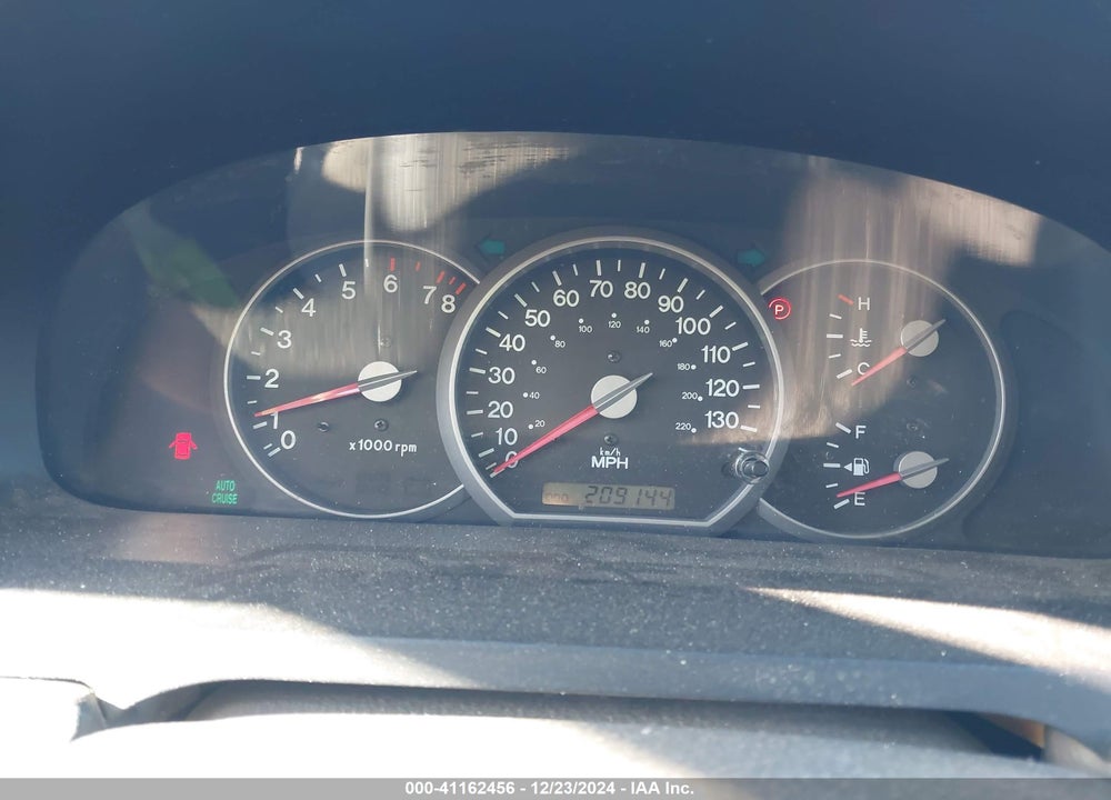 2005 KIA SEDONA EX/LX VIN: KNDUP132X56687914
