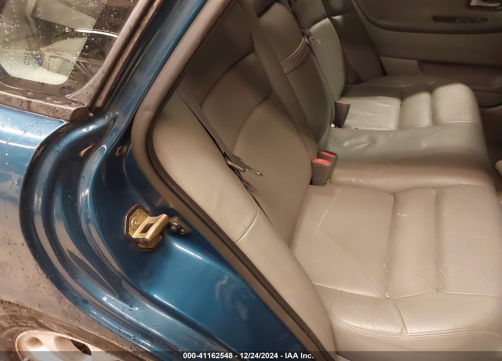 2000 VOLVO S40 A/AS VIN: YV1VS2558YF530042